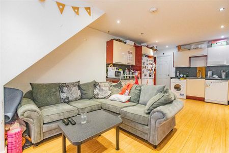 6 bedroom house to rent - Photo 5