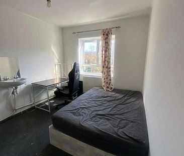 Flat, Conisborough, Bayham Street, London, NW1 - Photo 5