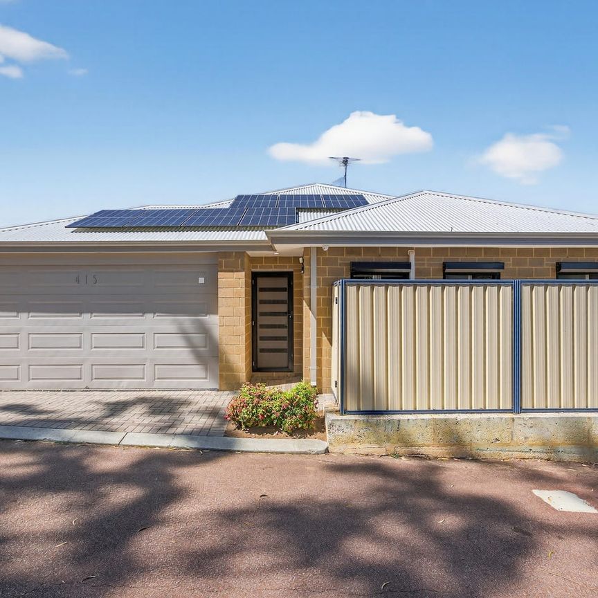 Sleek and Spacious! - Photo 1