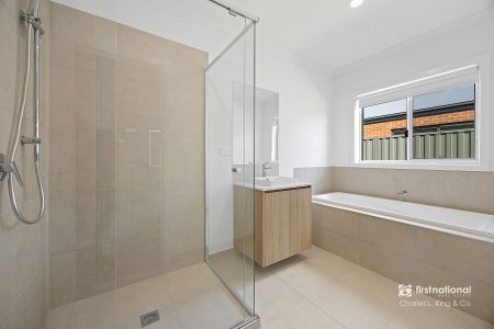 Modern Four-Bedroom Home in Yallarah Estate - Photo 3