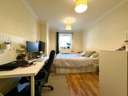 5 bedroom terraced house to rent - Photo 3