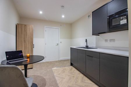 1 bedroom flat to rent - Photo 2