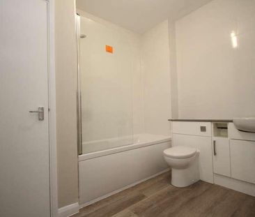 Shifford Crescent Maidenhead Berkshire, SL6 - Photo 6