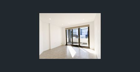 One Bedroom Apartment For Lease - Photo 5