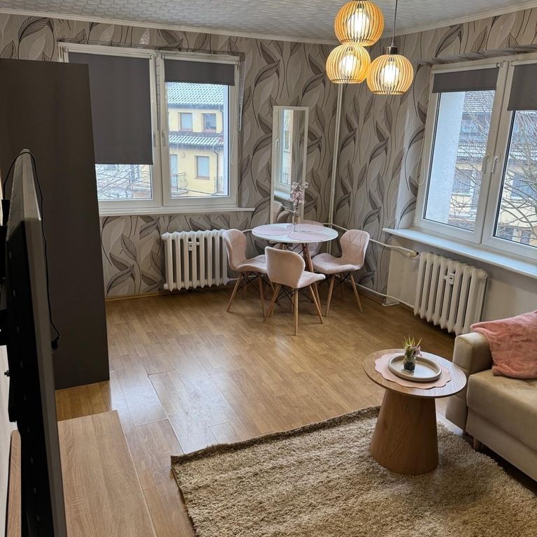 Kawalerka w Podjuchach na wynajem - Zdjęcie 1