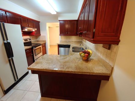 Townhome in Desireable Tall Timbers Area - Photo 4