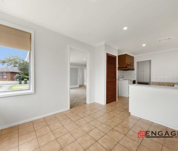 Family home near all the amenities! - Photo 4