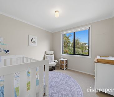 Bright And Modern Living In Geilston Bay - Photo 4