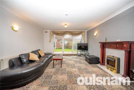 5 bedroom detached house to rent - Photo 3