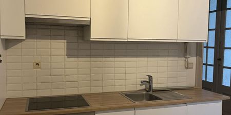 Appartement te huur in Elsene voor € 1.100 met 1 slaapkamer - Photo 2