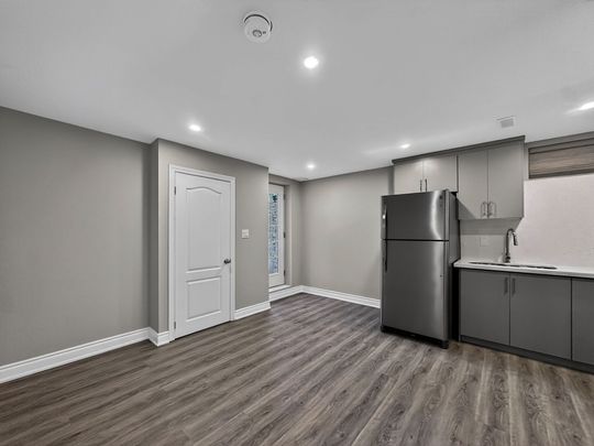 For Lease - 36 Lionhead Golf Club Road Unit# Bsmt, Brampton, Ontario - Photo 1