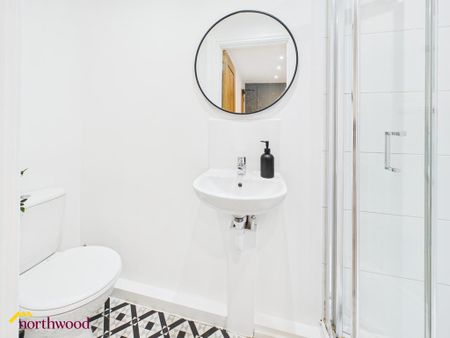 1 bedroom in a house share to rent - Photo 5