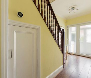 4 bedroom terraced house to rent - Photo 4