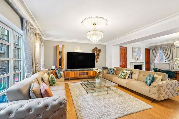 5 bedroom terraced house to rent - Photo 1