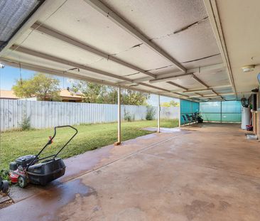 Comfortable Family Home with Space to Entertain - Photo 4