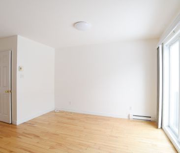 Rue Paul-Émile-Chevrier, H8R 4B8, Montréal - Photo 1