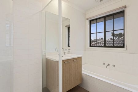 Low Maintenance Lifestyle - Photo 4