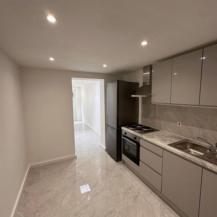 Room in a Shared House, Wensleydale, LU2 - Photo 1