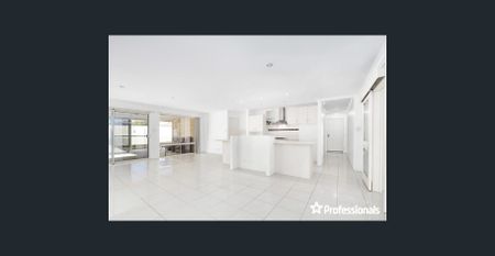 Family Home - Photo 3