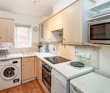 2 bedroom flat to rent - Photo 5