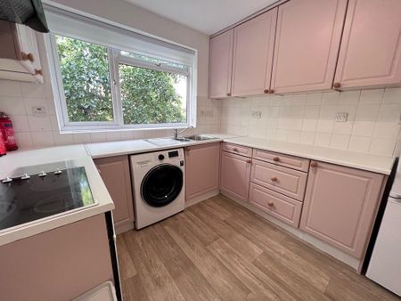 2 bedroom apartment to rent - Photo 5