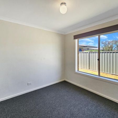 Modern Living in a Quiet Court! - Photo 4