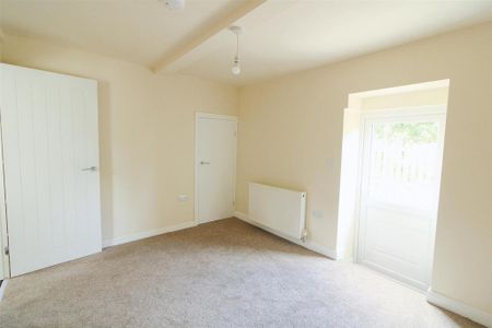 2 bedroom cottage to rent - Photo 5