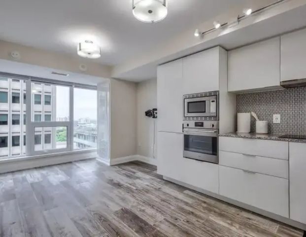 955 Bay St. Suite 1814 | 955 Bay Street, Toronto - Photo 1