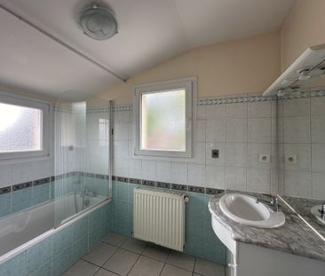 Location Maison 4 pièces 80m² AGEN 47000 - Photo 6