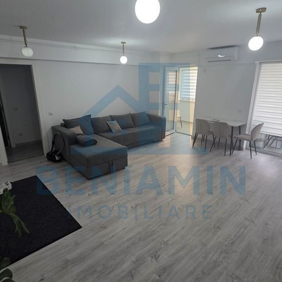 Apartament 3 camere 2 bai Decebal Residence Lapus - Photo 1
