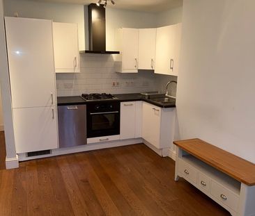 2 Bed Flat, Lordship Lane, SE22 - Photo 4