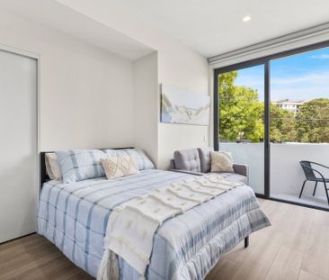 Furnished Studio Apartment - UTILITIES INCLUDED - Photo 1