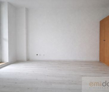 Warszawa, Ochota, Wacława Sierpińskiego - Photo 1