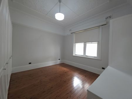 7 Culdees Rd, Burwood Heights NSW 2136 - House For Rent | Domain - Photo 5