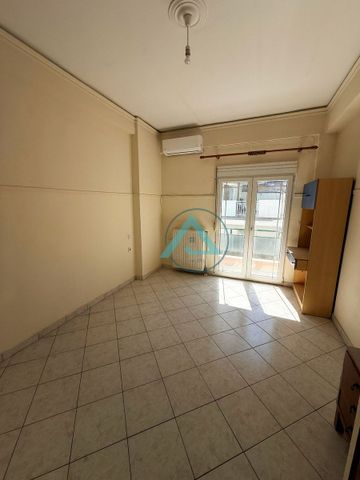 Studio/Γκαρσονιέρα για ενοικίαση Κέντρο - Πλατεία (Κοζάνη) - Φωτογραφία 2