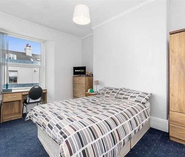 Hill Park Crescent, Plymouth, PL4 - Photo 2