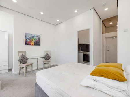 1 bedroom flat to rent - Photo 3