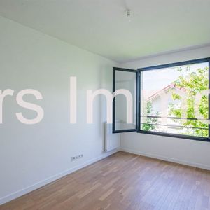 Location Maison Rueil-Malmaison 92500 128.36 m² - Photo 2