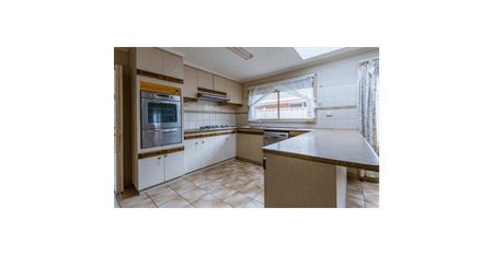 Please contact catie@sweeneyea.com.au for private inspections. - Photo 3