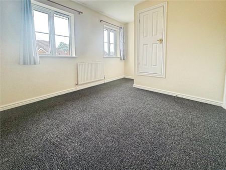 3 bedroom semi-detached house to rent - Photo 5