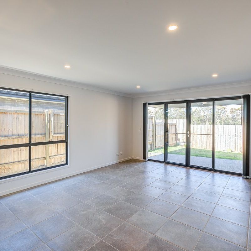 Near New Family Home! - Photo 1