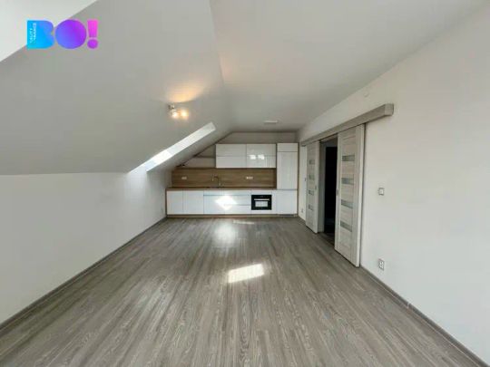 Pronájem bytu 2+kk, ul. Pod Zvonek, Český Těšín - Photo 1
