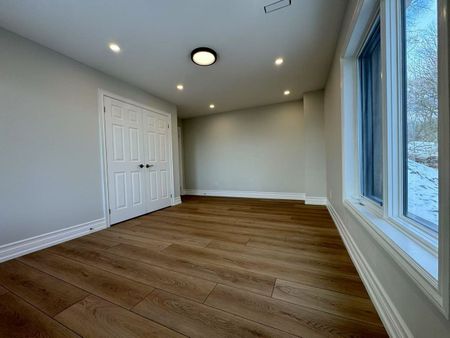 For Lease - 11 Redland Crescent, Toronto, Ontario - Photo 3