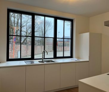 Prachtige recente woning met 2 slaapkamers op TOPlocatie! - Foto 1