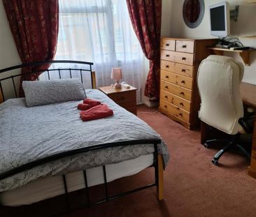 1 bedroom semi-detached house to rent - Photo 3