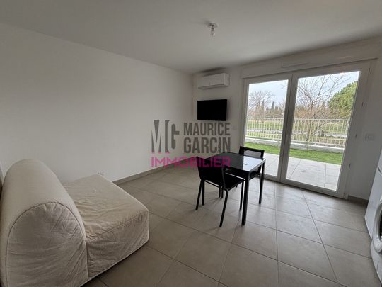 A LOUER - STUDIO MEUBLE - MONTEUX - 25.10m² - Photo 1