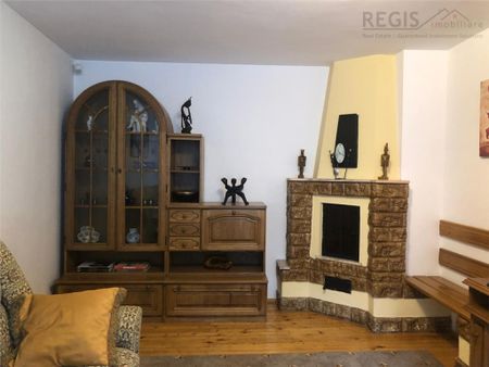 CENTRAL Casa individuala, 5 Camere, Parcare, Panorama - Fotografie 3