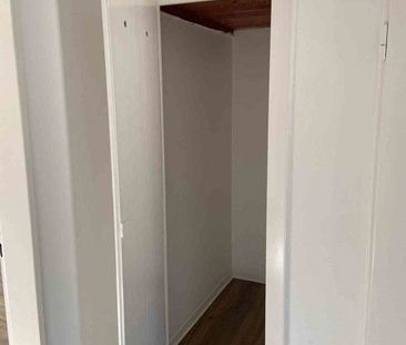 Wohn(t)raum: Helle 2-Zimmer Wohnung mit großem Balkon! - Photo 4