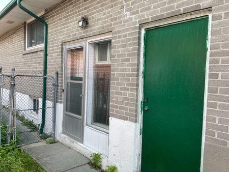 For Lease - 34 Birchard Street Unit# (Basement), Toronto, Ontario - Photo 2