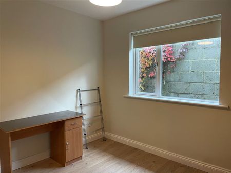 Magenta Hall, Santry, Dublin 9 - Photo 2